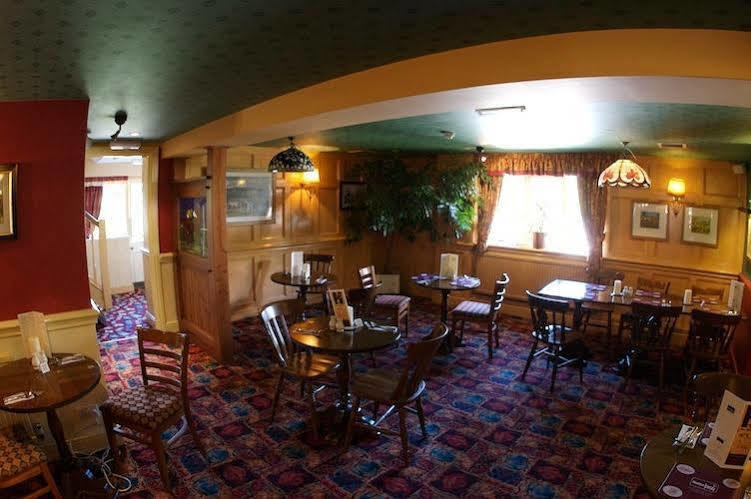 Newmarket Inn ルーズ エクステリア 写真