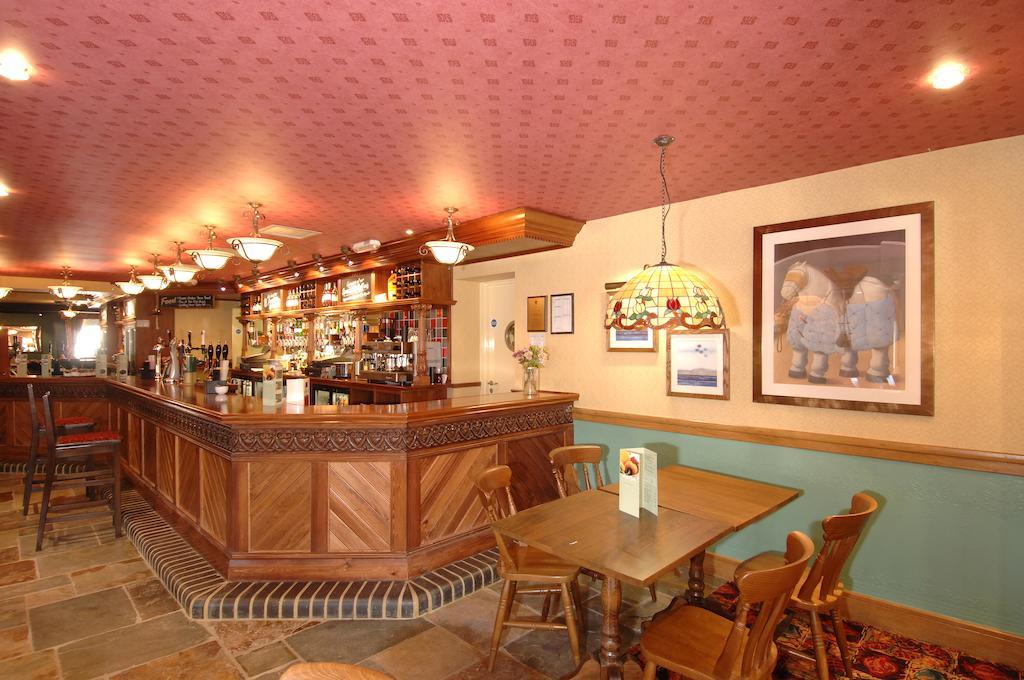 Newmarket Inn ルーズ エクステリア 写真
